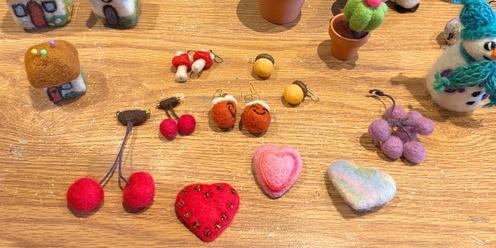 Needle Felting: Making Mini Accessories with Heather