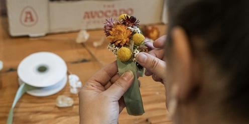 Fresh foliage & flower wreath/centrepiece workshop