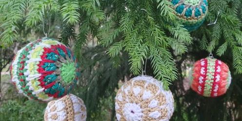 Crochet a Christmas Bauble with Michelle